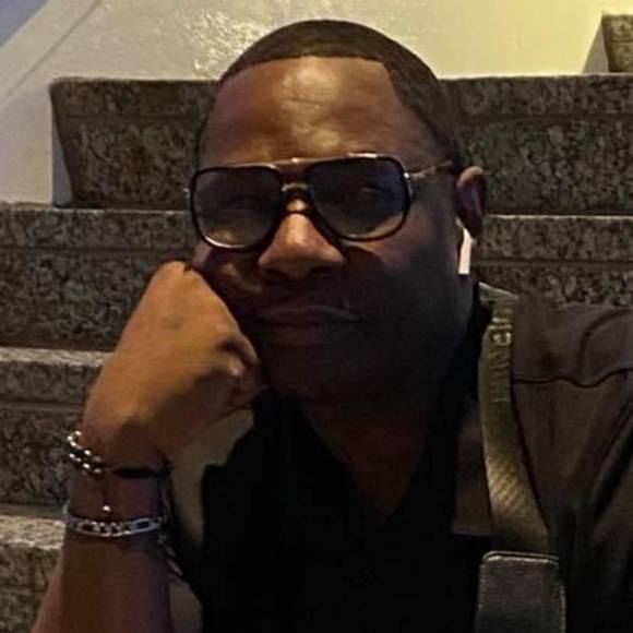 Meet your Posher, Montgomery - Picture 1 of 1